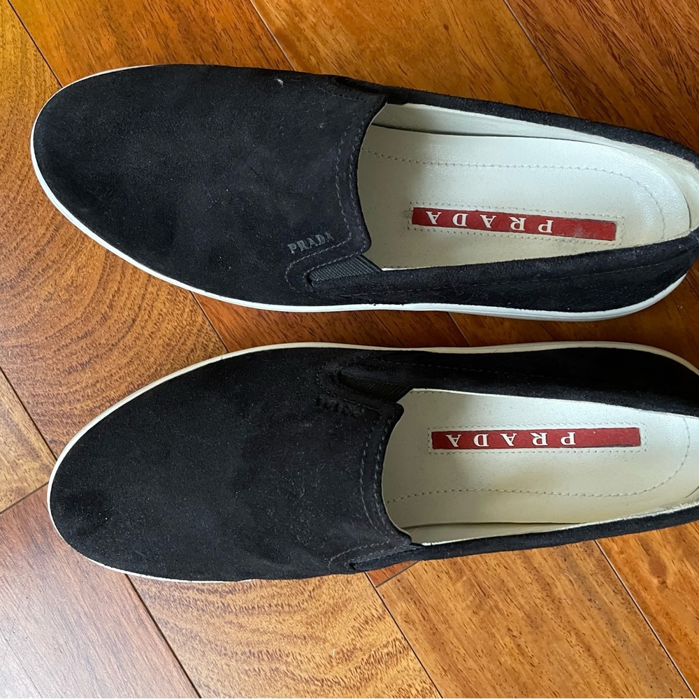 Prada suede black sneakers in size 37. Worn once! - Picture 3 of 6